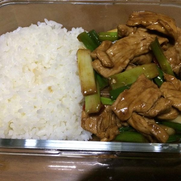 【厚生廚房】洋蔥豬柳：Sylvia 一起做