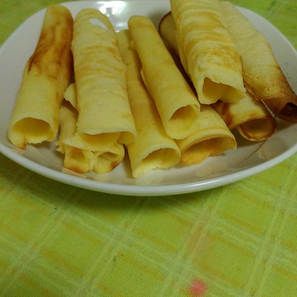 平底鍋の黑芝麻蛋捲 : 香一起做