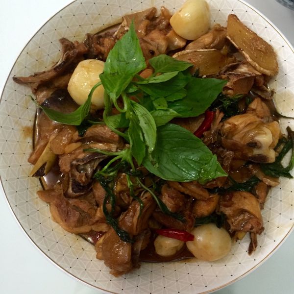 苦茶油三杯雞 : 李淑桂一起做