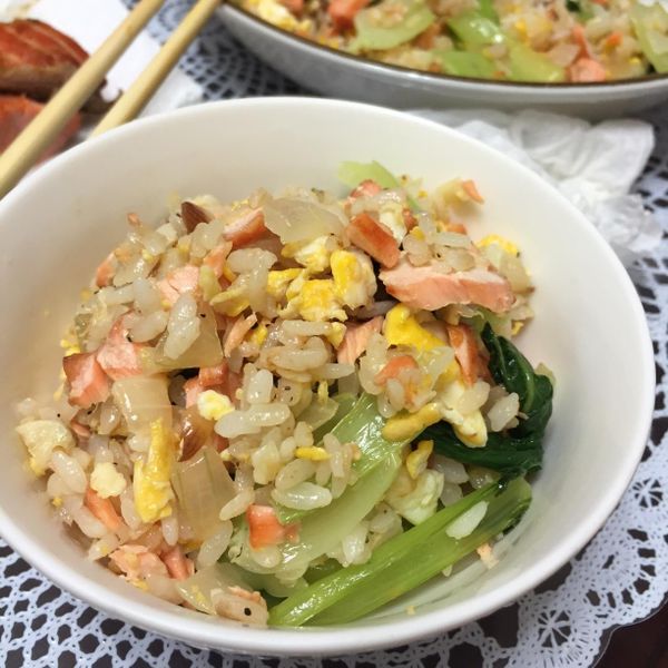 鮭魚炒飯：Angela ～閒妻時間 一起做