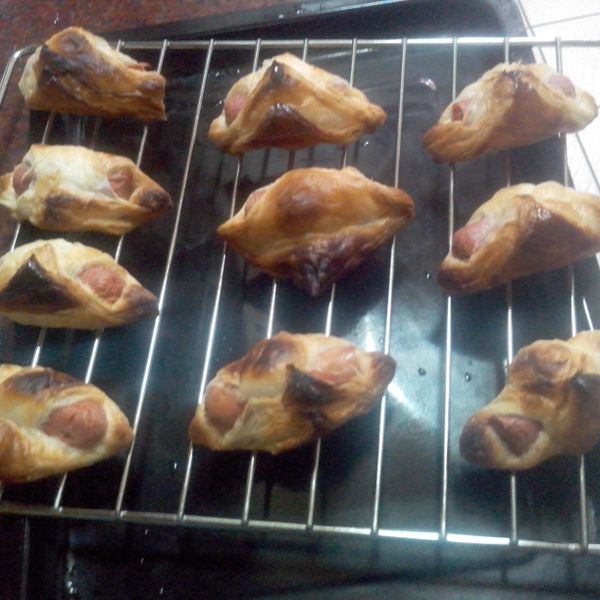 酥皮熱狗捲 : 陳小心一起做