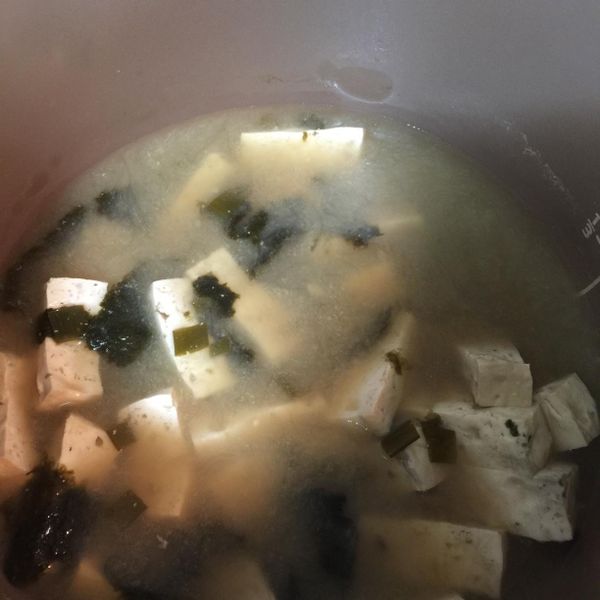 簡單煮-豆腐味噌湯:Fifi 一起做