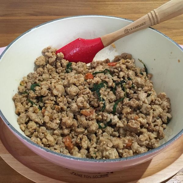 扒完三碗飯! 泰式打拋豬 食譜 : Iris一起做