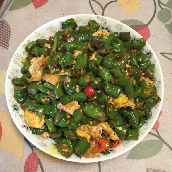 糯米椒炒蛋（催淚蛋）：Francy Chen 一起做