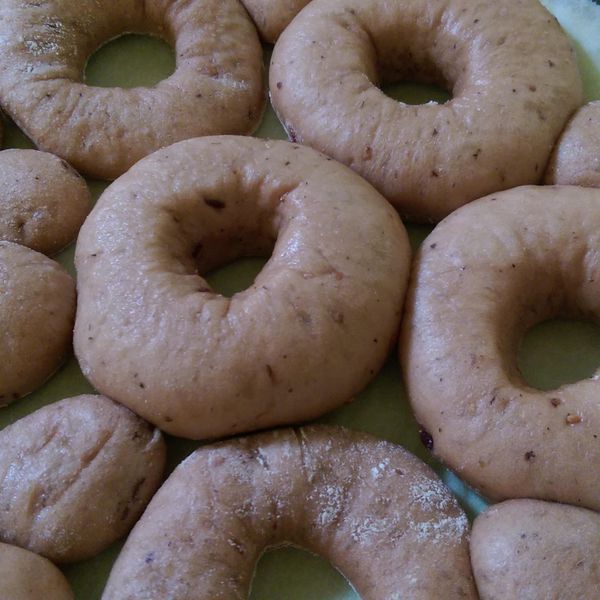 莓果酵母甜甜圈(免油炸)：高福 一起做