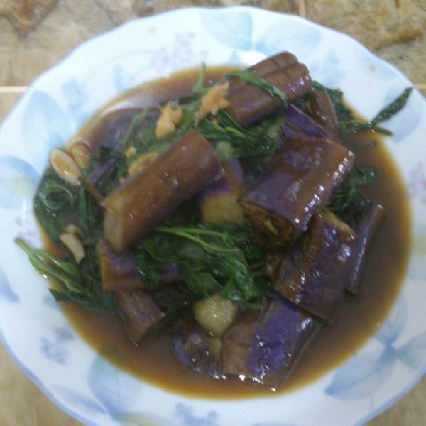 【小雨食堂】塔香茄子：精靈 一起做