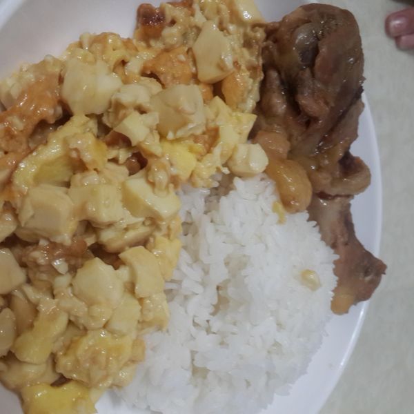 豆腐起士蛋包~~會牽絲的濃稠滋味!!：蔡伶伶 一起做