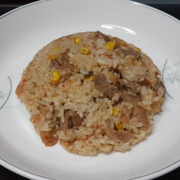 超簡單電鍋泡菜飯：千懿 一起做