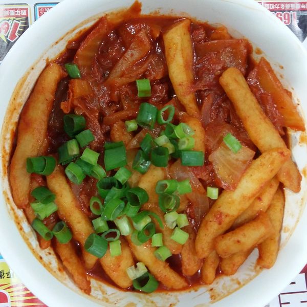 泡菜甜不辣：Lucy Chao 一起做