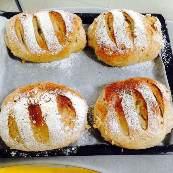 蜂蜜核桃麵包：Winona Chang 一起做