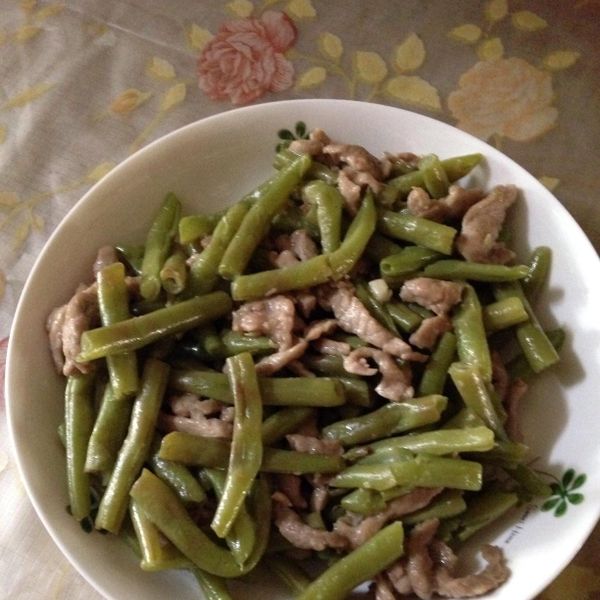 四季豆炒肉絲！ : 翾婈一起做