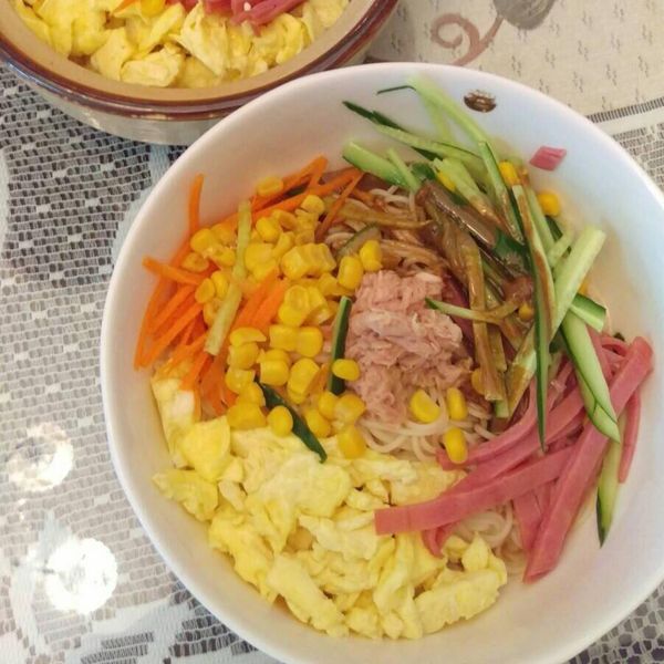 涼麵 : 吳美美一起做