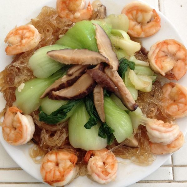 鮮蝦粉絲煲 : Hana一起做