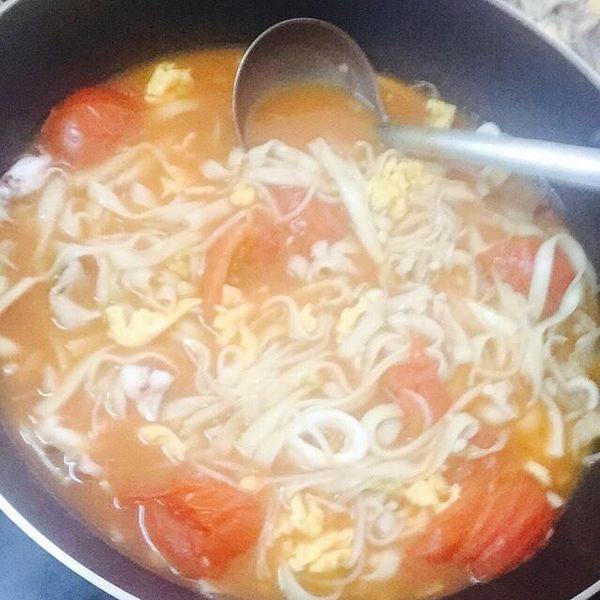 番茄海鮮湯麵 : 小M一起做