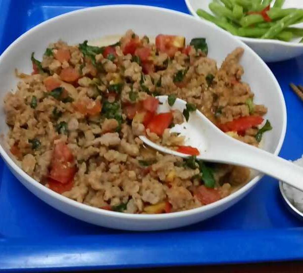 泰式打拋豬 : Ami Hsu一起做