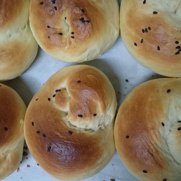 超簡單免手揉的牽絲韓式小餐包 : 蔚藍一起做