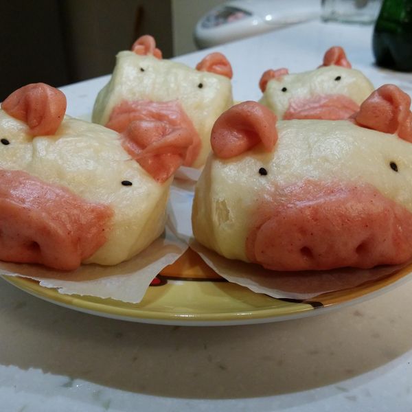 迷你豬牛奶饅頭~媽媽寶寶都瘋狂：大頭妹 一起做