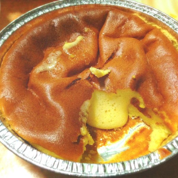 半熟蜂蜜凹蛋糕 - 一刀切下，幸福湧出!：Chi Shiang Yang 一起做