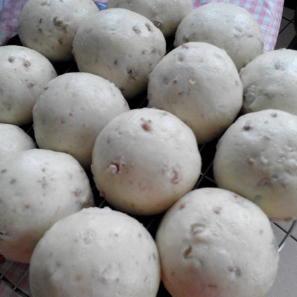 Y芬的小廚房--芋頭饅頭 : 劉欣屏一起做