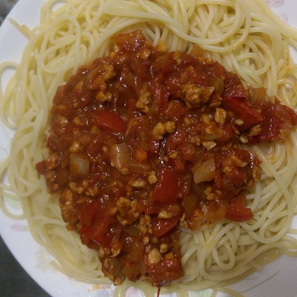 蕃茄肉醬義大利麵 : 廖麗虹一起做