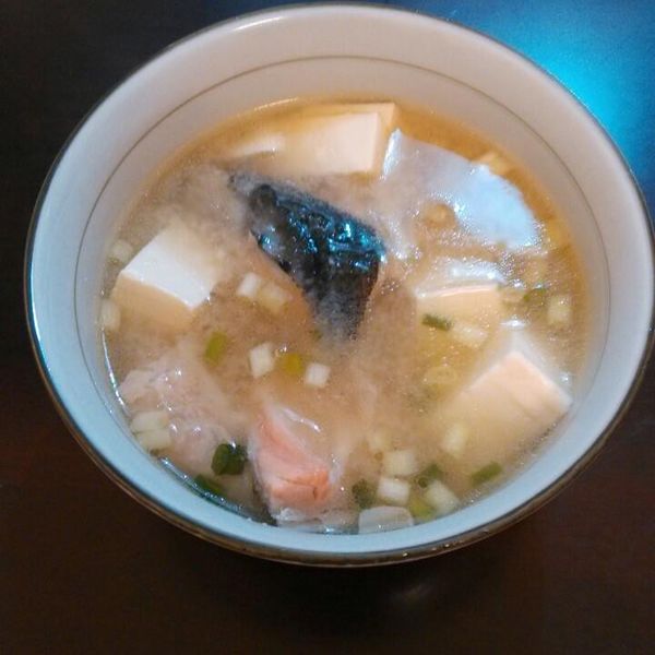 爭鮮味增鮭魚湯：陳玉真 一起做