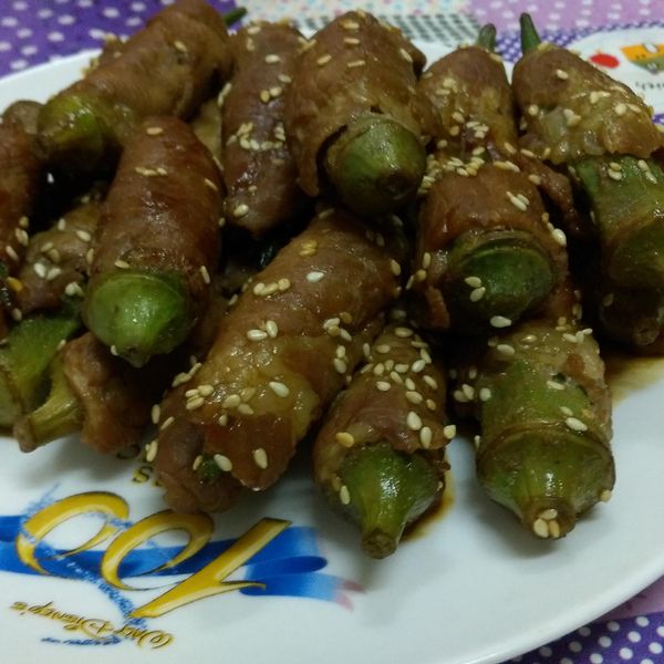 秋葵肉捲：李佳臻 一起做