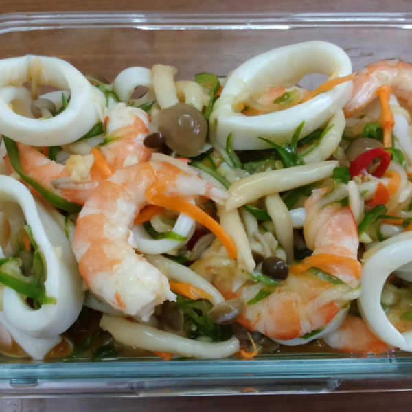 泰式涼拌海鮮 : Chih-chuan Lin一起做