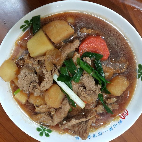 馬鈴薯燉豬肉：薏婷 一起做