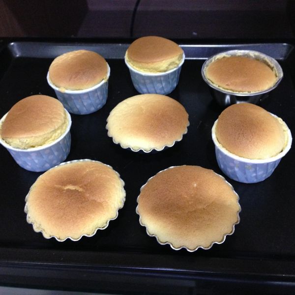 品靚烘焙-檸檬杯子小蛋糕：Gemma 一起做