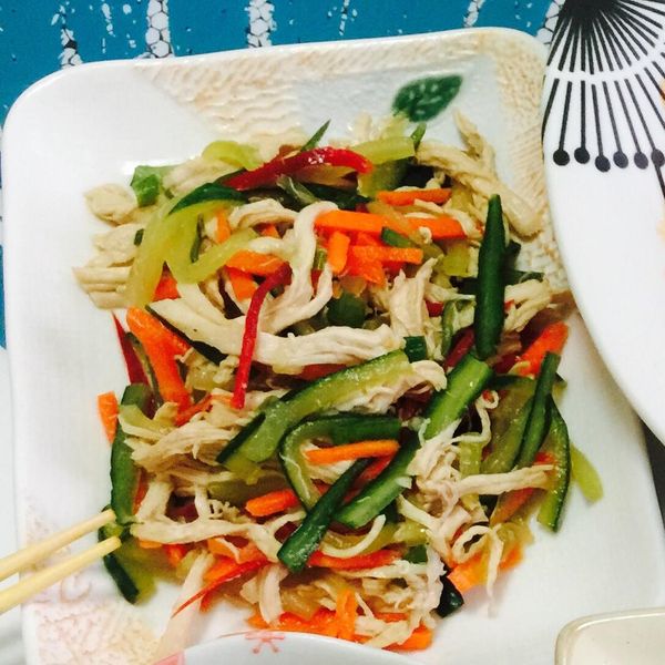 涼拌雞絲：劉湘妍 一起做