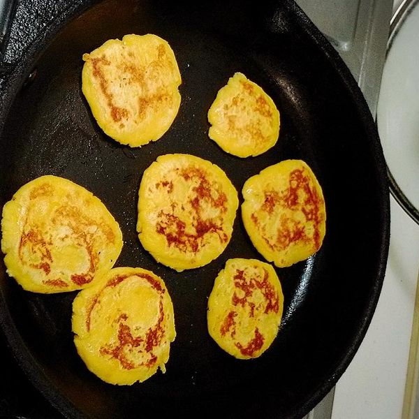 三種食材→煎出Q彈好吃的【地瓜餅】：楊小娟 一起做