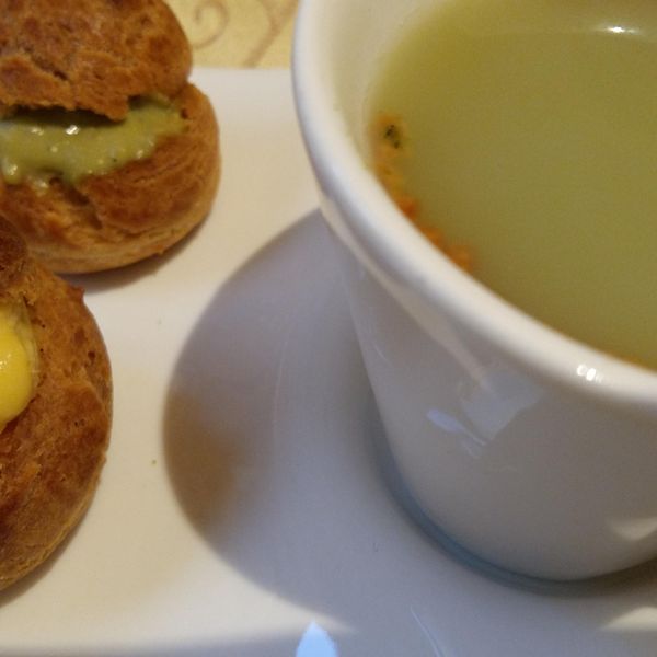 小泡芙 : Akane Cho一起做