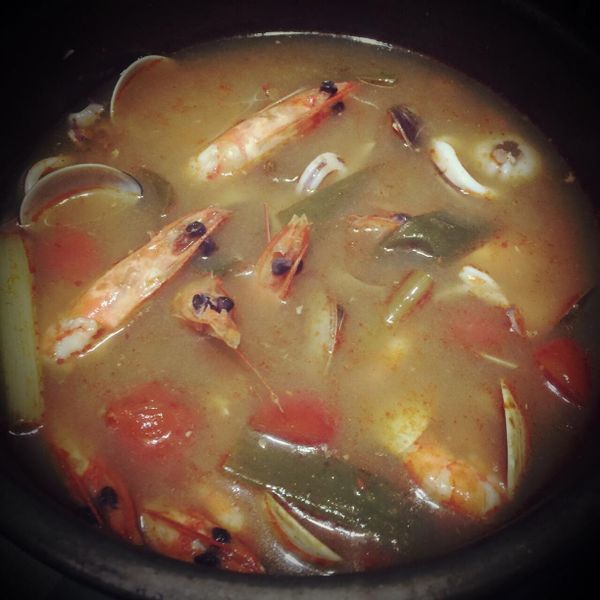 泰式酸辣蝦湯（TOM YUM KUNG) : 亮馨馨一起做