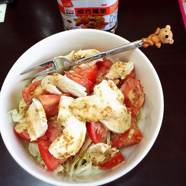 免油煙新手不敗-涼拌高麗菜絲：Angela ～閒妻時間 一起做