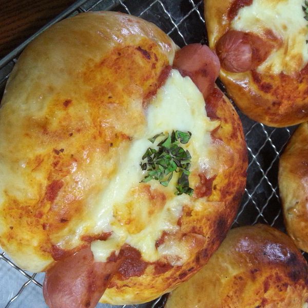 咖哩熱狗麵包 : 謝林佳一起做