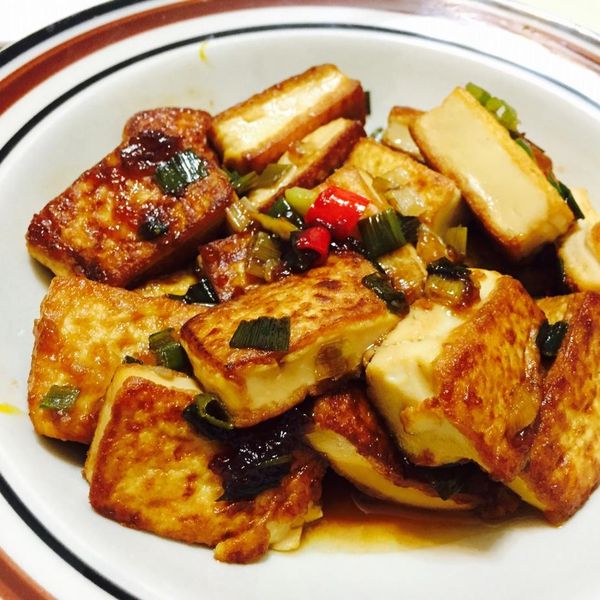 【香煎雞蛋豆腐】醬汁這樣調最好吃:Cherry Kao 一起做