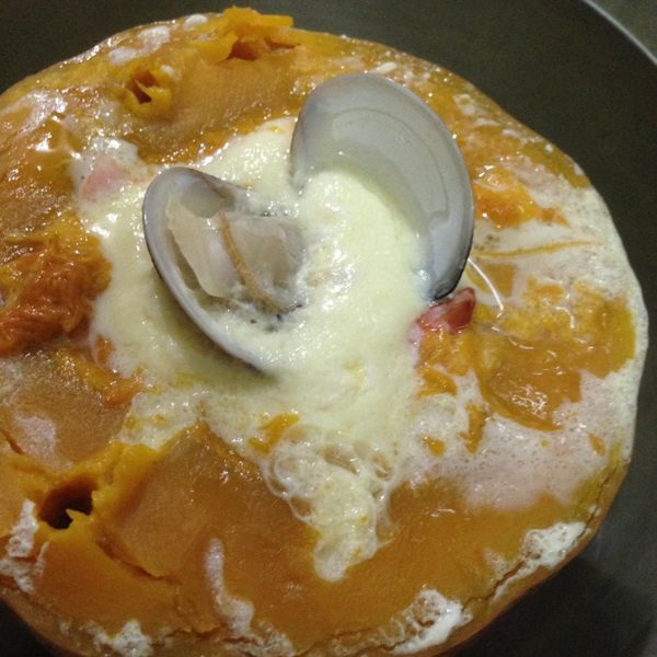 南瓜海鮮蒸蛋_電鍋料理 [18食堂]：Tammy Hung Hung 一起做