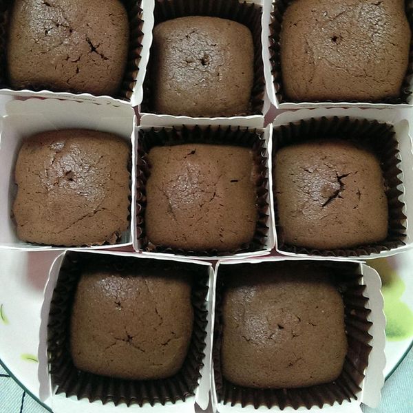 巧克力杯子蛋糕 : 林靜芬一起做