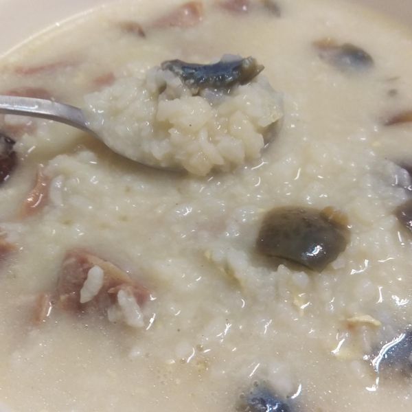 皮蛋瘦肉粥(食譜) : Emily  Hsieh一起做