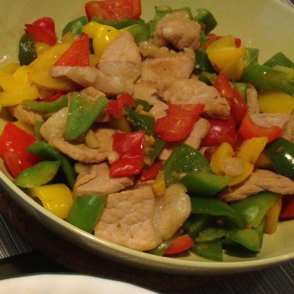 甜椒炒豬肉파프리카안심볶음：Michelle Shen 一起做