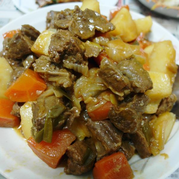 簡易啤酒燉牛肉：嬉籽 一起做