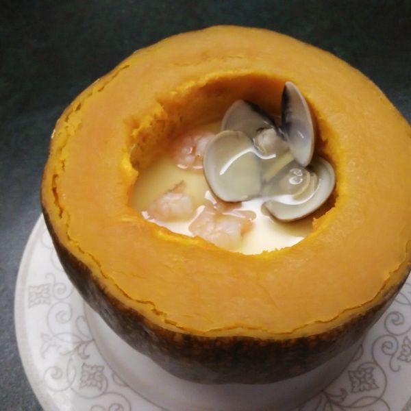 南瓜海鮮蒸蛋_電鍋料理 [18食堂]：Deborah Wu 一起做