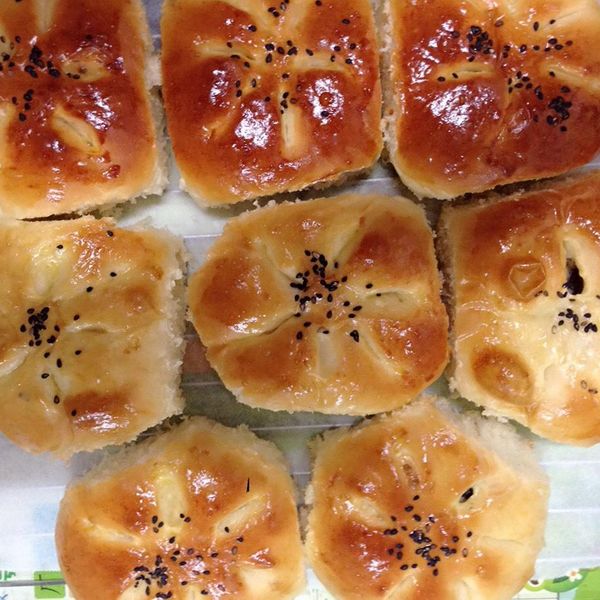 蔓越莓奶酥花麵包~甜麵包 : 梅子一起做