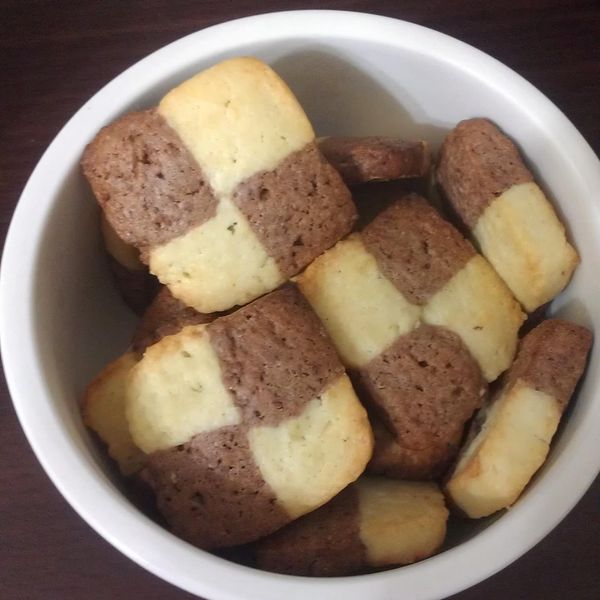 【烘培筆記】格子餅乾~ : 張甄育一起做