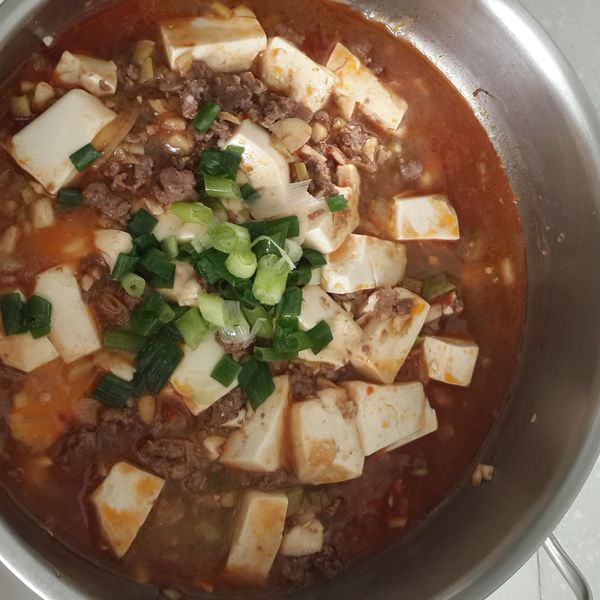 麻婆豆腐 : 林小瑩一起做