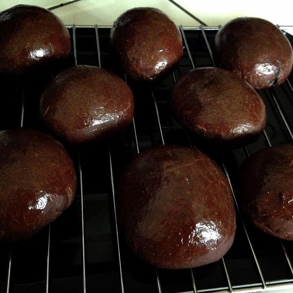 胖達人。黑眼豆豆~ 巧克力麵包。影片教學：Js 一起做