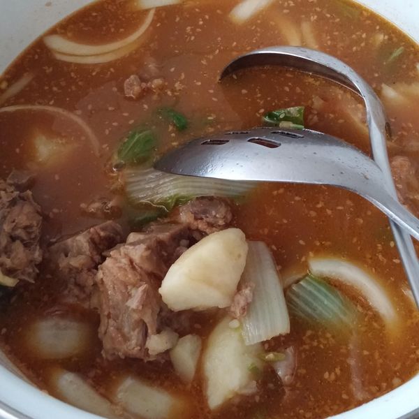 韓式馬鈴薯排骨湯, 감자탕：豪乖媽 一起做