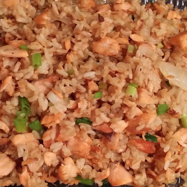 鮭魚炒飯 : Beverlyhillsdoll一起做