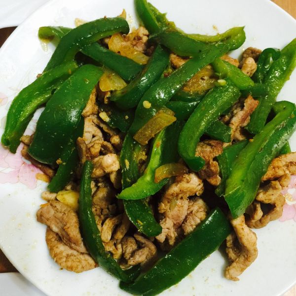 宅男大主廚 ─ 青椒炒牛肉絲 feat. 沙茶：李小晃 一起做