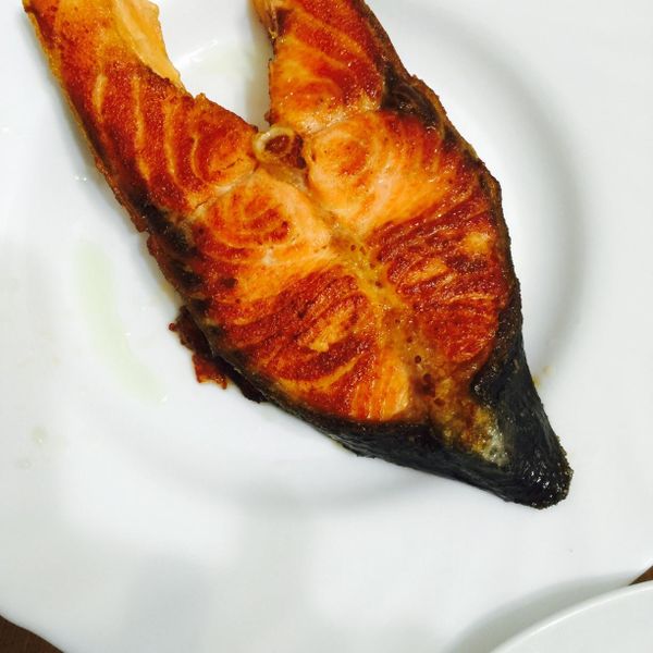 ♥我的手作料理♥ 香煎黑胡椒鮭魚：李小晃 一起做